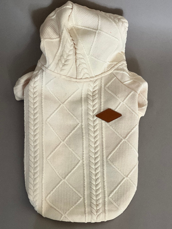 SUDADERA CON CAPUCHA EN COLOR OFF WHITE, MUY ELEGANTE, IDEAL PARA DIAS FRESCOS O FRÌOS. PARA PERRO Y GATOS PEQUEÑOS A MEDIANOS. ES CON CIERRE, MANGA LARGA.