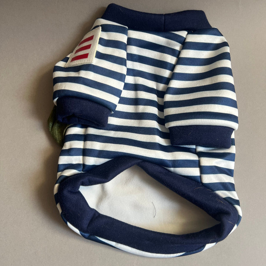 ROPA MASCOTA. SUETERDELICIOSO DE TELA DE PIEL DE DURAZNO,, ES CALIENTITO Y ELEGANTE