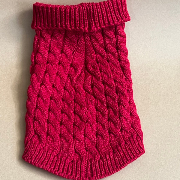 SUETER TEJIDO CUELLO TORTUGA, DE BUENA CALIDAD, CALIENTITO PARA RAZAS PEQUEÑAS. COLOR ROJO