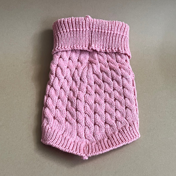SUETER TEJIDO CUELLO TORTUGA, DE BUENA CALIDAD, CALIENTITO PARA RAZAS PEQUEÑAS. COLOR ROSA