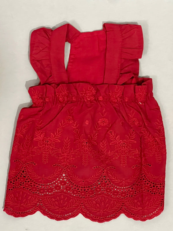 Vestido tela perforada