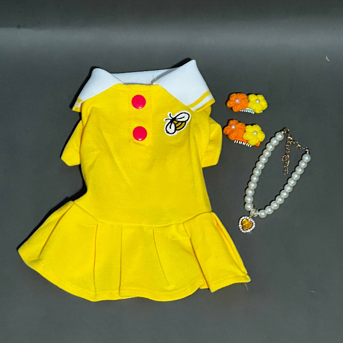 vestido tipo polo. Cómodo, sin botones ni cierres, ligero, coqueto. color amarillo