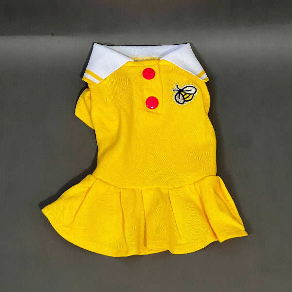 vestido tipo polo. Cómodo, sin botones ni cierres, ligero, coqueto. color amarillo