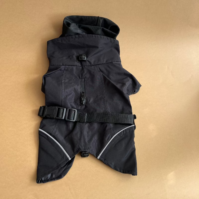impermeable tipo capa para perro medianos comodo y con buen corte