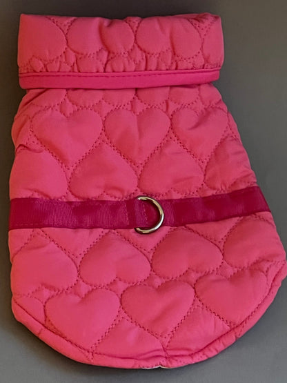 Chamarra de verano  rosa fuerte para perros pequeños.