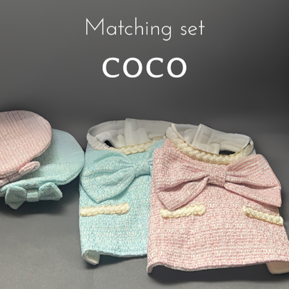 UN CONJUNTO DE VESTIDO Y BOINA PARA PERRO O GATO. DOS COLORES AZUL Y ROSA. FORRADO POR DENTRO.