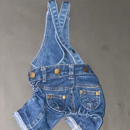 OVEROL DE MEZCLILLA PARA PERRO O GATO, UNA MEZCLILLA SUAVE QUE LES PROPORCIONA COMODIDAD, PERO SE VEN BIEN VESTIDOS, IDEALES PARA DIAS DE CALOR.