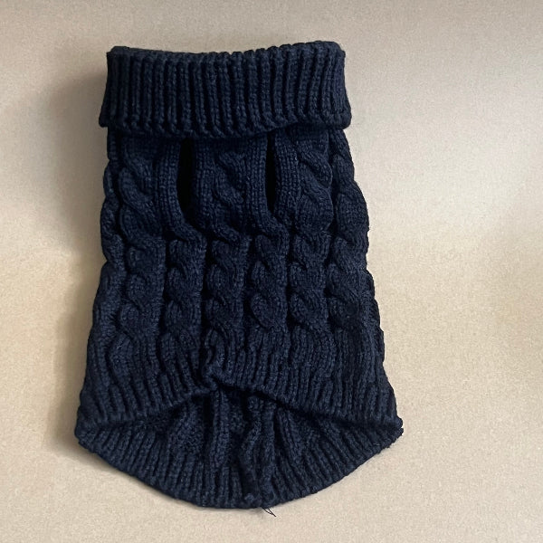 SUETER TEJIDO CUELLO TORTUGA, DE BUENA CALIDAD, CALIENTITO PARA RAZAS PEQUEÑAS. COLOR NEGRO