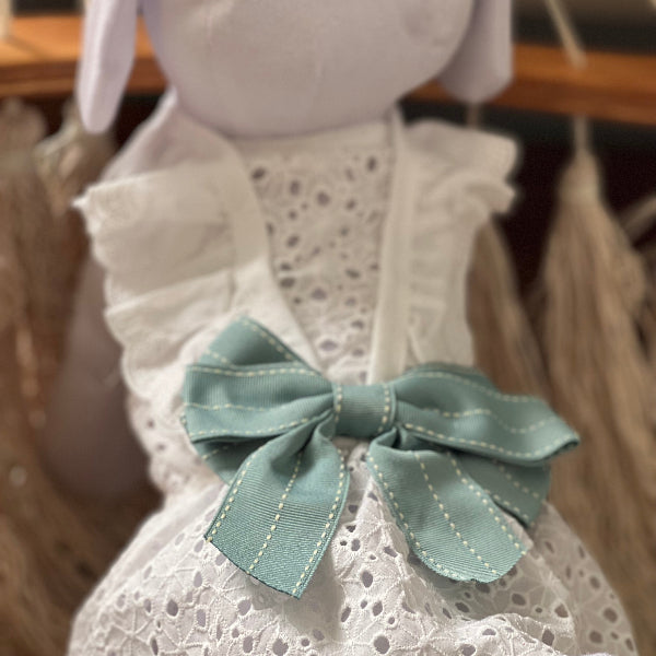 IDEAL PARA BODAS, BAUTIZOS O FIESTAS FORMALES, ESTE VESTIDO ES MUY COQUETO, LIGERO PARA CLIMAS CALIENTES. RAZAS PEQUEÑAS