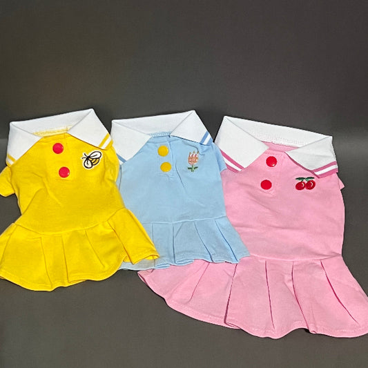 vestido tipo polo. Cómodo, sin botones ni cierres, ligero, coqueto.