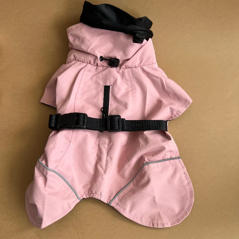 impermeable para perro comodo con diseño comodo corte de capa