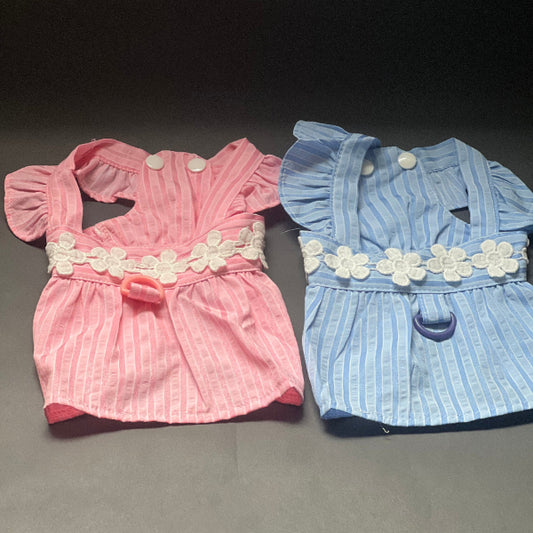 vestido fresco y fácil de poner,rayas con una franja de flores. para razas pequeñas.